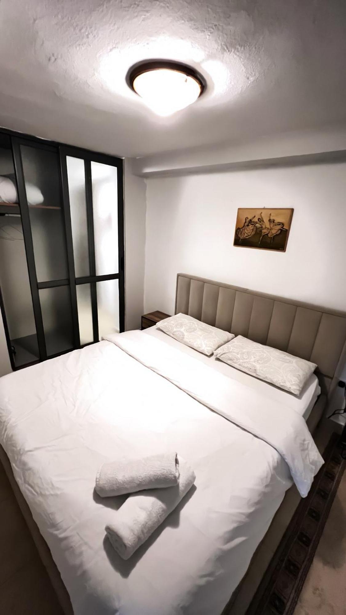 Tirana Center Apartment Esterno foto